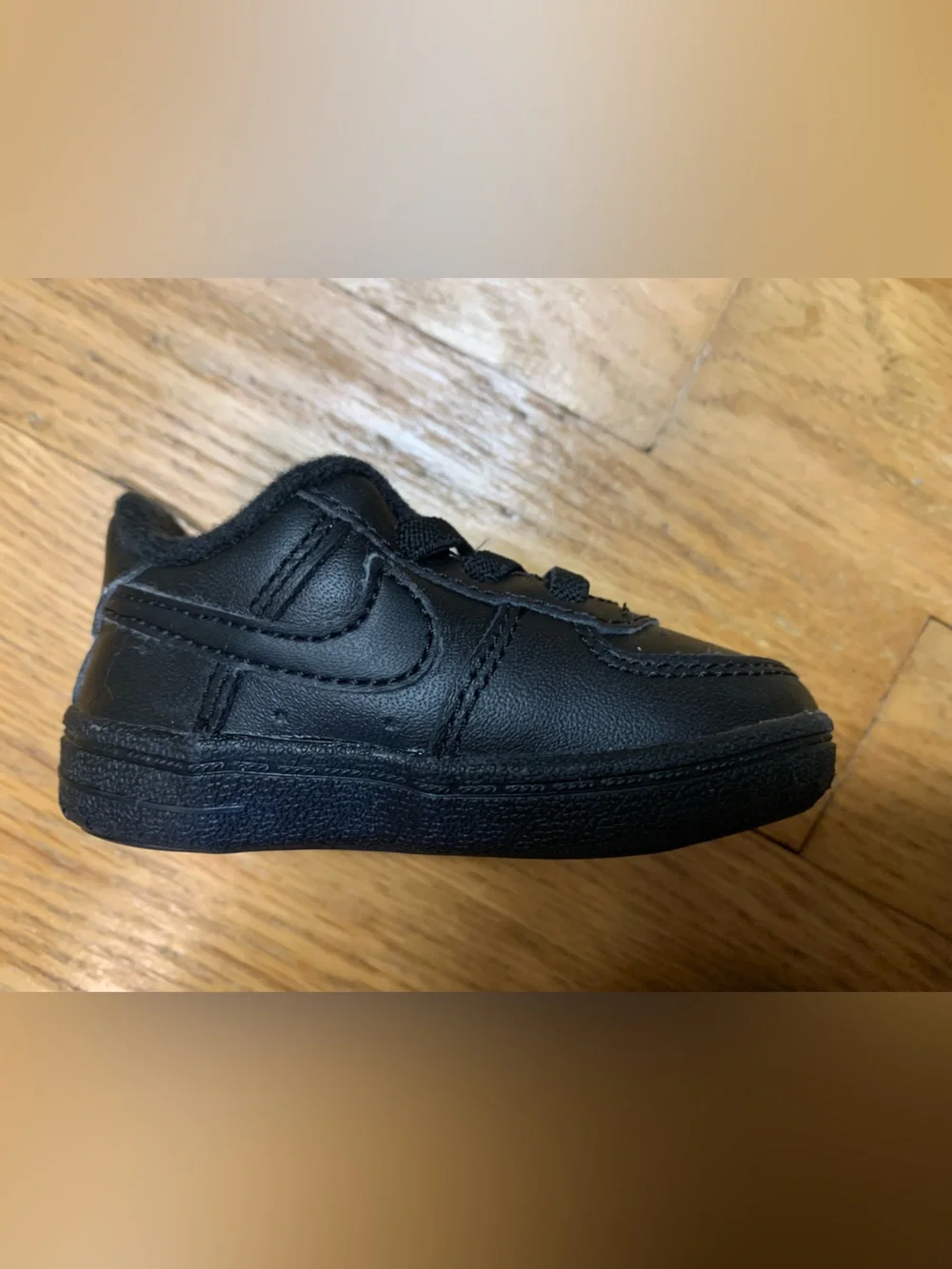 Nike Baby Black Low-Top Leather Sneaker